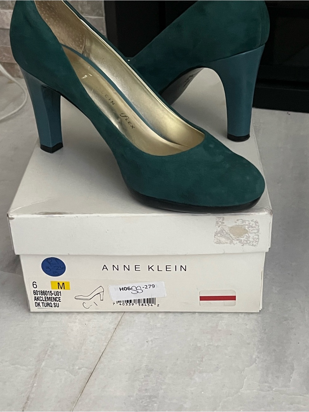 Anne Klein Teal Suede Classic Mid Heel Pumps